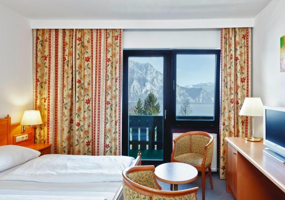 Alpenhotel อัลท์มุนสเตอร์ ภายนอก รูปภาพ