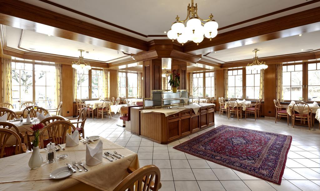 Alpenhotel อัลท์มุนสเตอร์ ภายนอก รูปภาพ